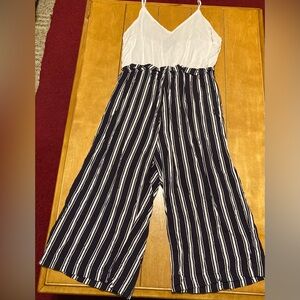 Juniors Size L Derek Heart  Capri Jumpsuit With Spaghetti Straps